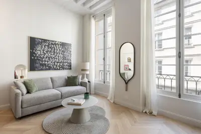 un appartement à Paris