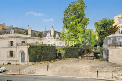an apartment in Paris