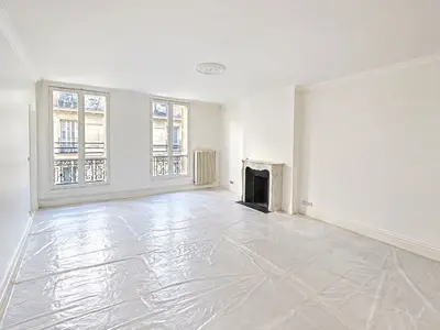 un appartement à Paris