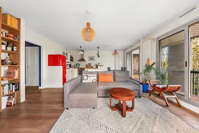 un appartement à Paris