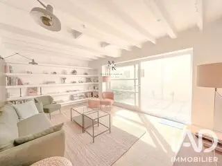 a house in Paris