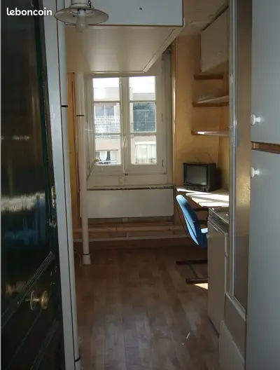Studio Meublé 9 m2 Paris 15 metro javel