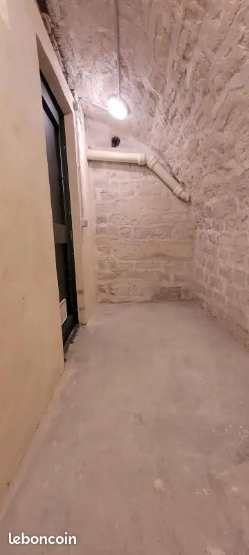 Cave 7 m² Paris