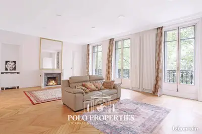 Appartement 6 pièces 175 m²