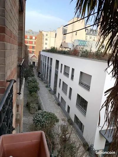 Rare – 2 pièces prêt à vivre dans une villa privée, calme absolu sans vis-à-vis