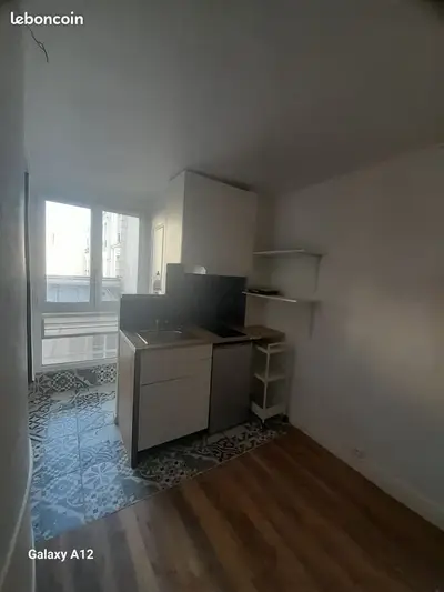 Loué studio meuble rue rodier