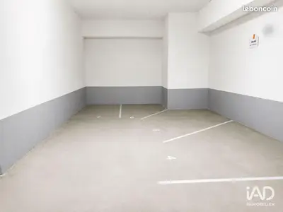 Parking/box 5 m² PARIS