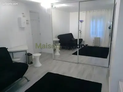 Studio 1 pièce 20 m²