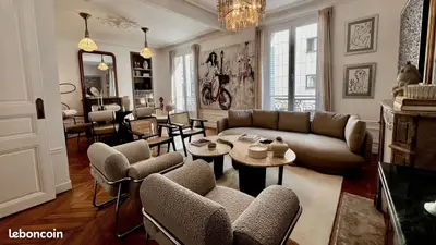Appartement meublé 80m² – 2 chambres – Haussmannien avec ascenseur – Paris 15e