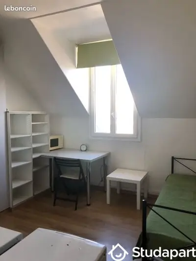 Chambre 1 pièce 18 m²