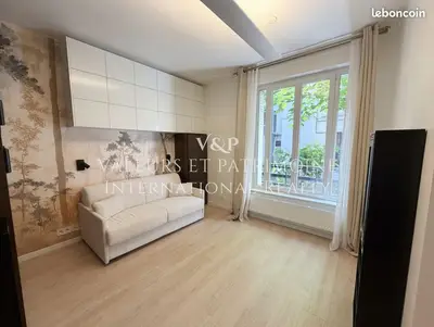 Appartement meublé de standing – 17,07 m² – Avenue Hoche – Paris 8
