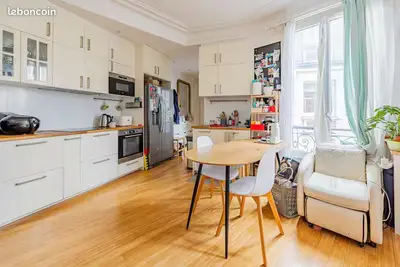 Location Paris 5ème - Rue Monge - Appartement meublé 52m² - Calme, lumineux, secteur Henri IV