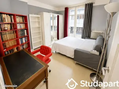 Chambre 1 pièce 15 m²