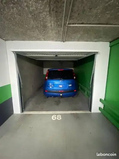 Garage/box 14 m² Paris