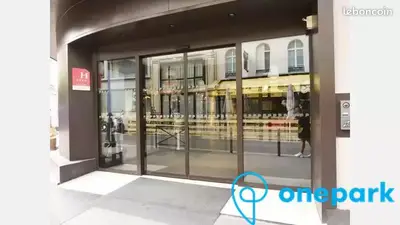 Parking/box 12 m² PARIS 14