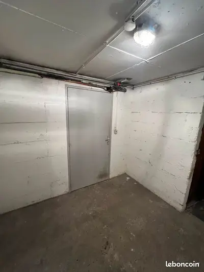 Cave sécurisée de 4 m² – Rue de la Pompe (Paris 16e)