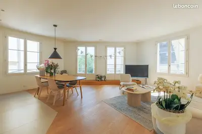 Appartement 4 pièces de 100 m² – Paris 5ᵉ