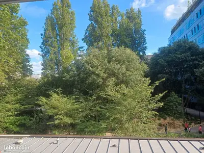 Location studio meublé 75013