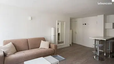 Studio 1 pièce 27 m²