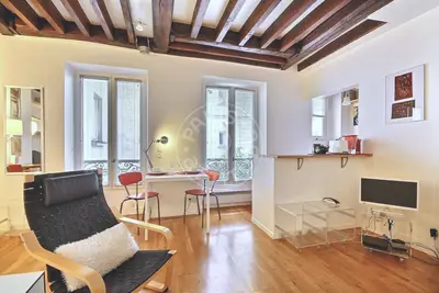 Studio alcove 30m² Oberkampf, Paris 11 1 620 € /Month Available from 12 Jul 2026