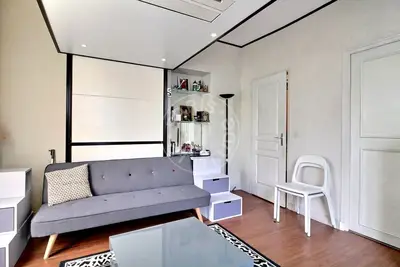 Studio 29m² 5 (1) Bercy, Paris 12 Balcony • Lift 1 452 € /Month Available from 04 Jul 2026