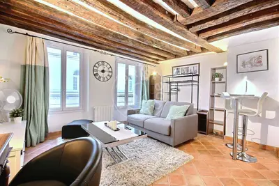 Studio 27m² 5 (3) Place Monge, Paris 5 1 149 € /Month Available from 04 Dec 2026