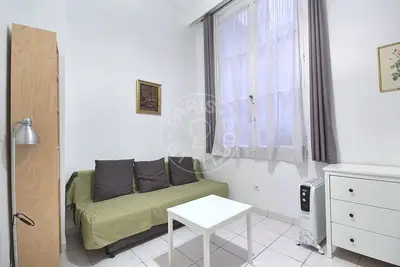 Studio alcove 24m² 5 (1) Latin / Saint-Michel, Paris 5 1 300 € /Month Available from 24 Aug 2026