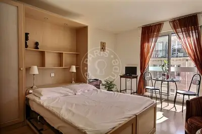 Studio 30m² 4.5 (13) Jardin du Luxembourg, Paris 6 Lift 1 420 € /Month Available from 04 Sep 2027