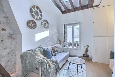 Studio 23m² Faubourg Saint-Martin, Paris 10 1 200 € /Month Available from 26 Dec 2026