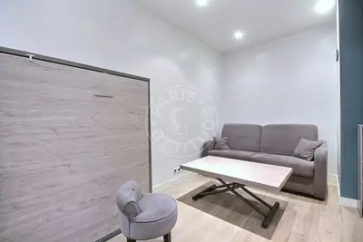 Studio 20m² 4.5 (2) Ecole Militaire / Unesco / Duroc, Paris 7 1 000 € /Month Available from 20 Nov 2026