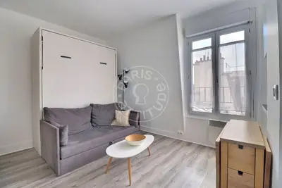 Studio 17m² Saint-Germain, Paris 7 Exceptional view 1 280 € /Month Available from 09 Sep 2026