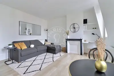 Studio 28m² 5 (1) Reuilly-Diderot, Paris 12 1 300 € /Month Available from 06 Aug 2027