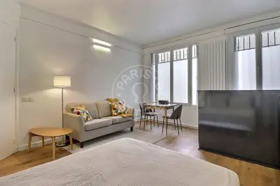 Studio 25m² Ecole Militaire / Unesco / Duroc, Paris 7 1 250 € /Month Available from 26 Jul 2026