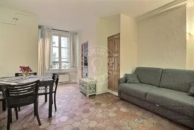 Studio 28m² Saint-Germain, Paris 6 1 451 € /Month Available from 16 Jul 2026