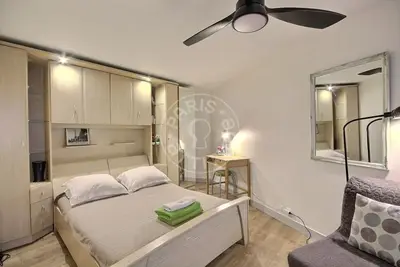 Studio alcove 26m² 4.8 (22) Temple, Paris 3 Lift 1 350 € /Month Available from 14 Nov 2026