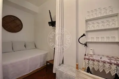 Studio alcove 23m² 5 (2) Arts et Métiers, Paris 3 1 195 € /Month Available from 01 Aug 2026
