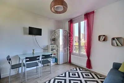 Studio 20m² 5 (3) Les Gobelins, Paris 13 1 150 € /Month Available from 08 Jul 2026