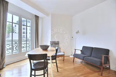 Studio 29m² 4.5 (2) Porte Dorée, Paris 12 1 129 € /Month Available from 03 Jul 2026