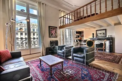 Studio alcove 55m² 4.3 (6) Arc de Triomphe, Paris 8 Duplex • Balcony 2 300 € /Month Available from 10 Jul 2026