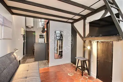 Studio 13m² Strasbourg Saint-Denis, Paris 2 1 080 € /Month Available from 12 Jul 2026