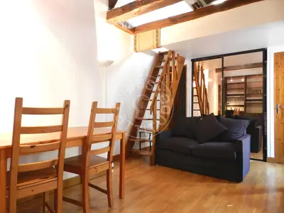 Studio 25m² 4 (1) Saint-Germain, Paris 6 1 280 € /Month Available from 01 Jan 2027