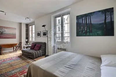 Studio 27m² 4.8 (5) Musée d'Orsay, Paris 7 1 349 € /Month Available from 18 Jun 2027