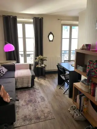 Voir d'autres photos 6 1 160 € CC* Appartement 20 m 2 Paris 17 2 pièces 1 chambre DPE : C Studio paris etoile 20m2. studio 20m2 dans immeuble de stand