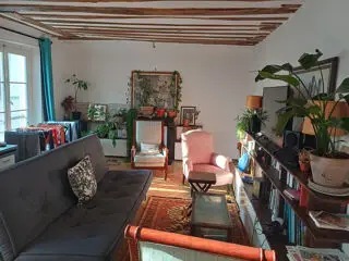 Voir d'autres photos 6 1 267 € CC* Appartement 68 m 2 Paris 1 1 pièce DPE : C 180 kWh/m².an 6 kg CO 2 /m².an Appartement calme et lumineux à chatelet.